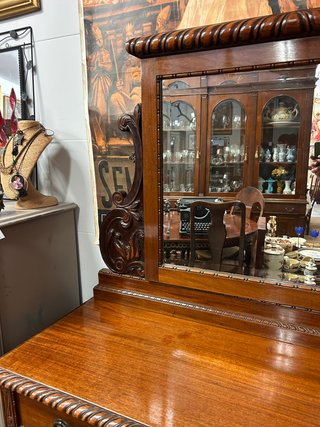 Cómoda tocador con espejo