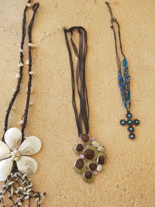 Lote 5 collares  bisutería