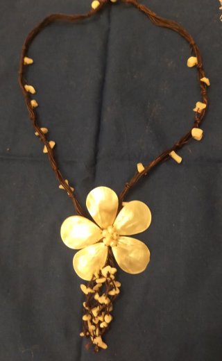 Lote 5 collares  bisutería