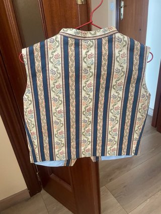 Chaleco infantil estilo saragüel