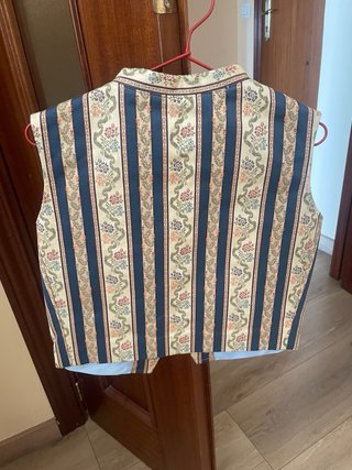 Chaleco infantil estilo saragüel