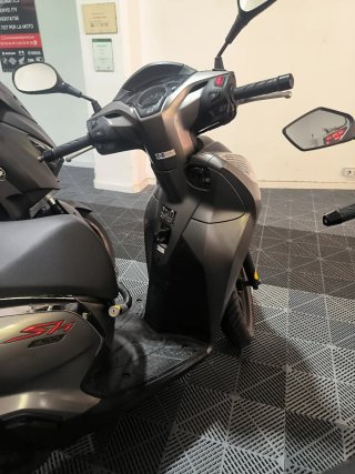 Honda SH 300 2021 Gris