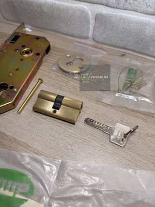 Amig-cerradura de embutir+ cilindro de seguridad