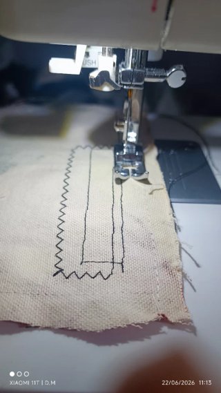 Máquina de coser Alfa Practik 9 + funda