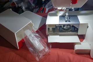 Máquina de coser Alfa Practik 9 + funda