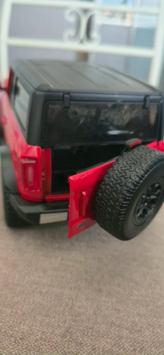 Ford Bronco 1/18 Rojo