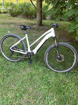 Bicicleta Eléctrica Blanca