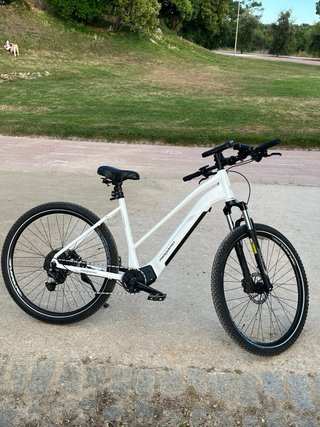 Bicicleta Eléctrica Blanca