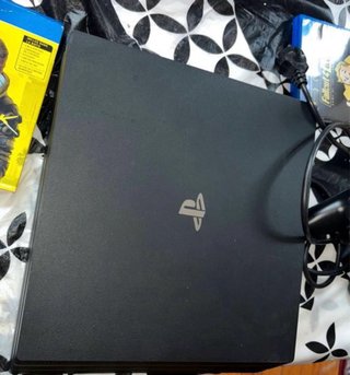 PS4 Pro Sony Nero + Cavo + Controller