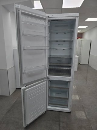 Frigorífico LG Combi clase D 203x60cm no frost