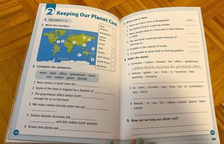 Oxford Read and Discover: Level 6: Caring For O...