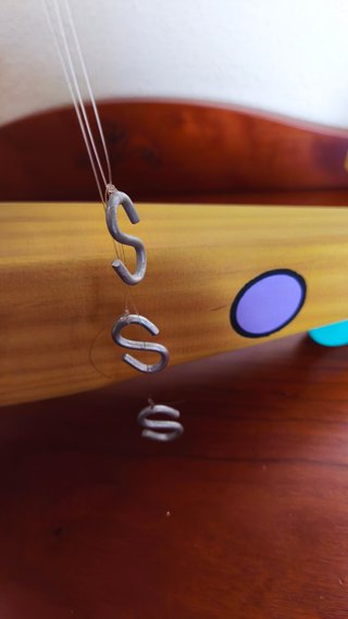 Lámpara infantil avión madera