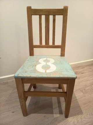 Silla muestras madera