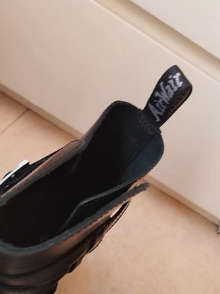 Botas Dr. Martens Negras con Hebillas