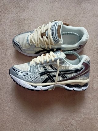Asics Gel-Kayano 14