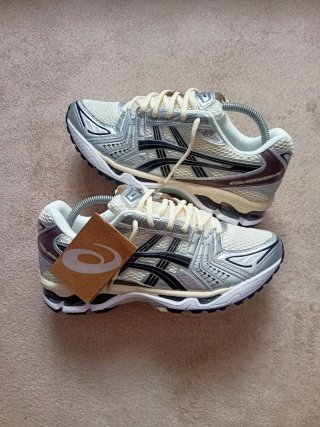 Asics Gel-Kayano 14