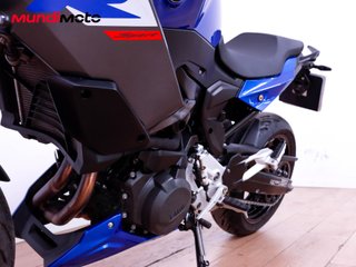 BMW F 900 XR