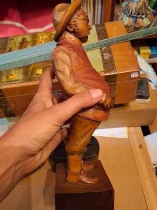 Figura Sancho madera tallada