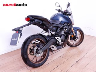HONDA CB 125 R