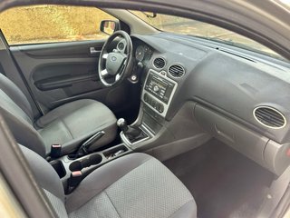 FORD FOCUS 1.6 IMPECABLE