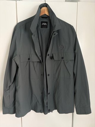 Chaqueta Zara Verde Oliva Talla L