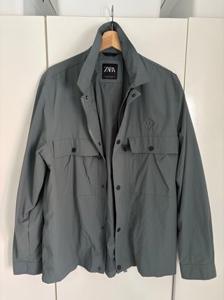 Chaqueta Zara Verde Oliva Talla L