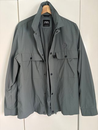 Chaqueta Zara Verde Oliva Talla L