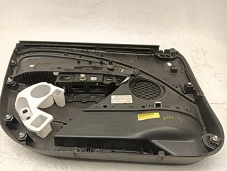 GUARNECIDO PUERTA DELANTERA DERECHA RENAULT MEGAN