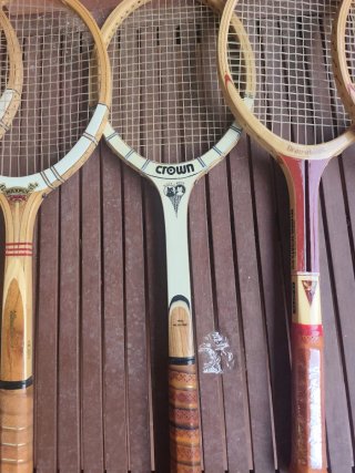 Racchette da tennis in legno per decorazione collezione vintage