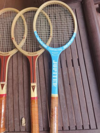 Racchette da tennis in legno per decorazione collezione vintage