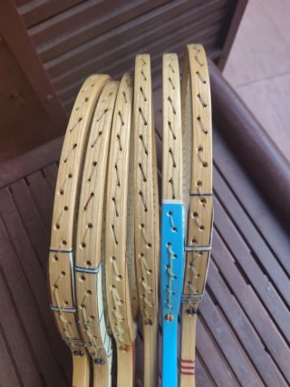 Racchette da tennis in legno per decorazione collezione vintage