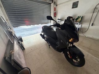 Yamaha XMAX 125 Negra