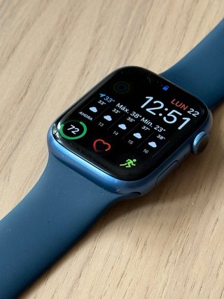 Apple Watch Series 7 45mm Azul Correa