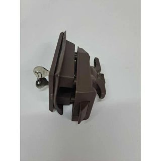 Cerradura Puerta Caravana con marcas de tornillos