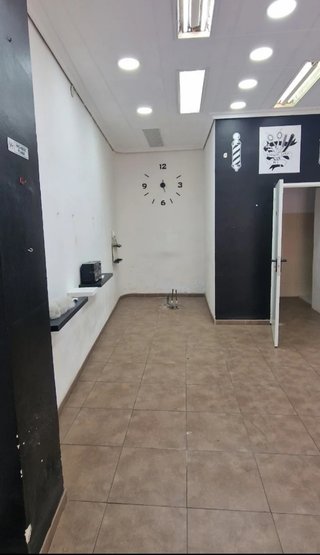 Local comercial recién reformado de 34m²