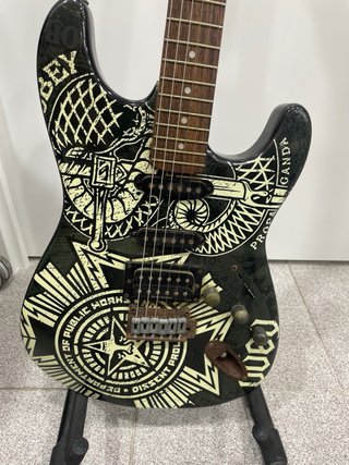 Guitarra Eléctrica Squier Stratocaster