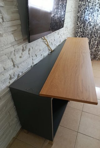 Mueble TV/Aparador Ikea Madera y Gris