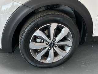 Kia Stonic 1.2 DPi 62kW (84CV) Concept