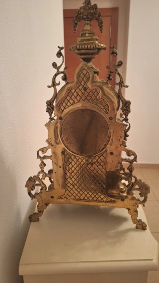Conjunto reloj y 2 candelabros bronce