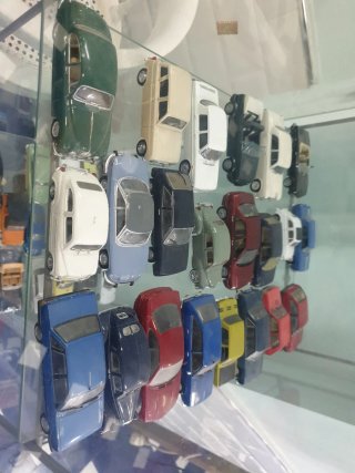 Coches a escala 1:43