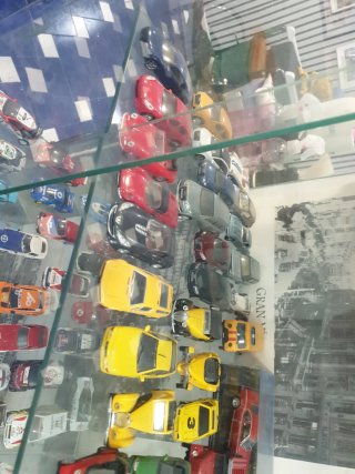 Coches a escala 1:43