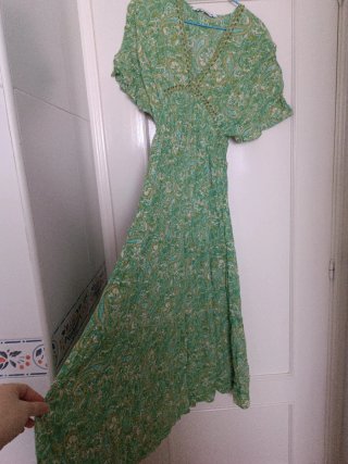 Vestido Zara estampado verde talla S
