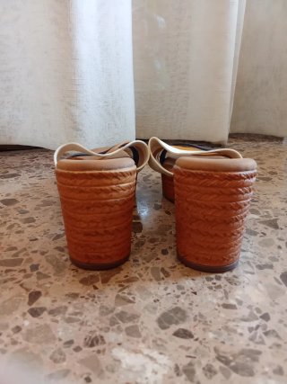 Sandalias destalonadas tacón ancho Talla 37