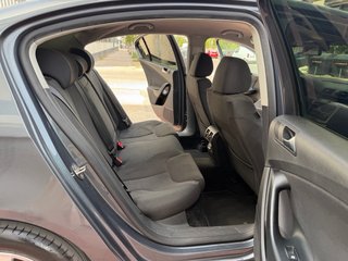 Volkswagen Passat 2010
