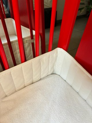 Cuna IKEA Roja