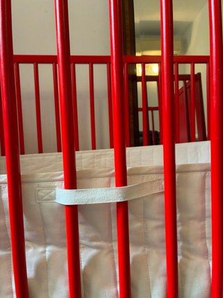 Cuna IKEA Roja