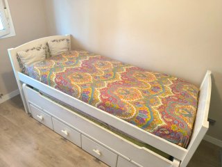 Cama nido de madera blanca