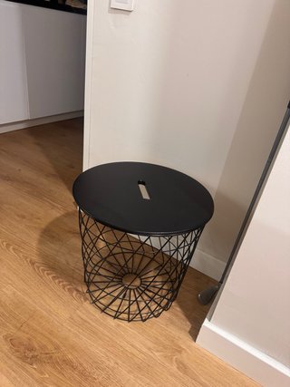 Mesita auxiliar redonda Ikea