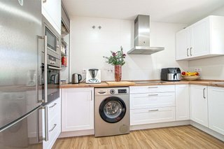 Casa adosada en venta en Valencina de la Concepción