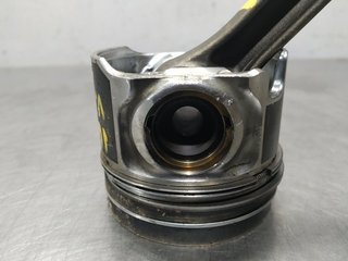 PISTON VOLKSWAGEN PASSAT VARIANT (3C5) BKP